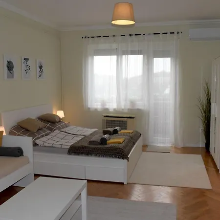 Apartament Mars